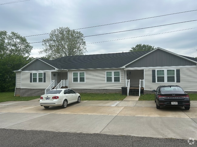 Building Photo - 102 Lewis Dr