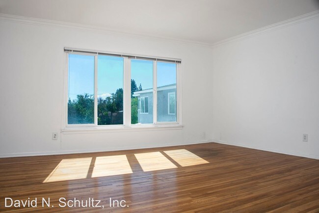 Foto del edificio - 1636-1640 Huntington Dr