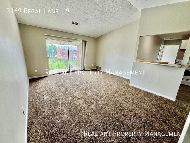 Building Photo - Charming 2-Bedroom Apartment in Cincinnati...