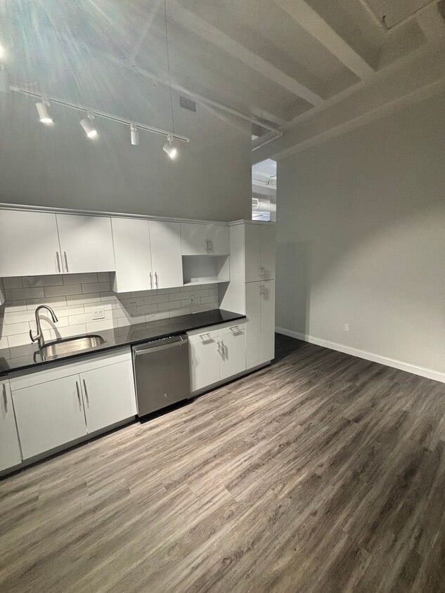 Photo - 24 Mount Vernon Street-103