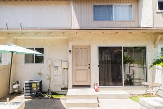 Building Photo - 1339 Ramona Dr