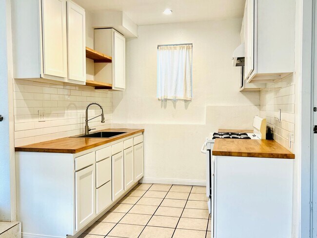 Foto del edificio - North Ave 49