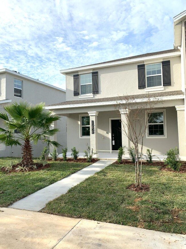 Foto del edificio - 15609 Water Spring Blvd