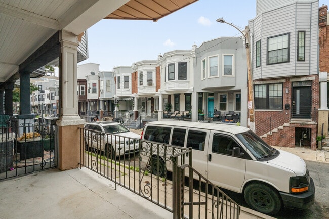 Building Photo - 1457 N Corlies St