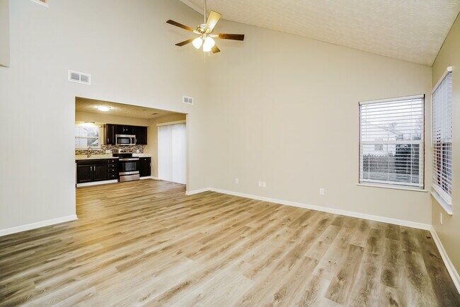Foto del edificio - 5816 Annmary Rd