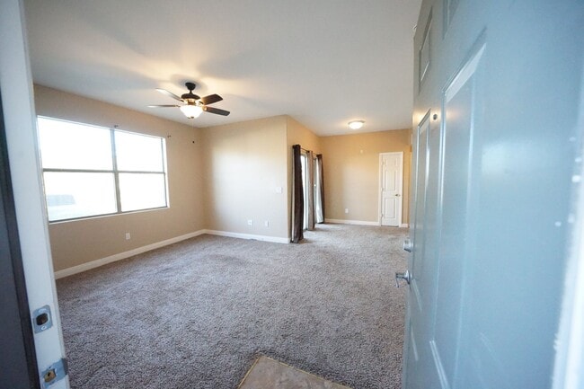 Building Photo - No Showings until 3/8/2022