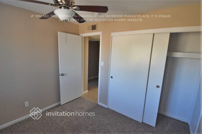 Building Photo - 3549 E Crocus Dr