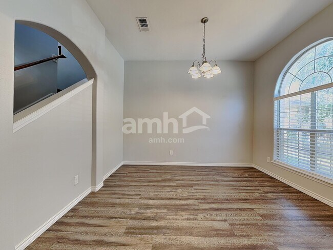 Foto del edificio - 21711 Falcongate Ct