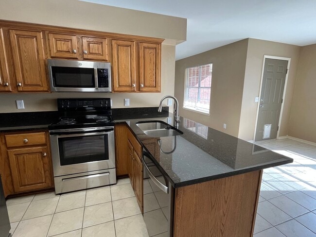 Foto del edificio - 103 Heather Ln