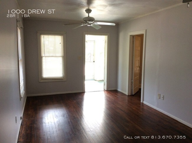 Foto del edificio - 1000 Drew St