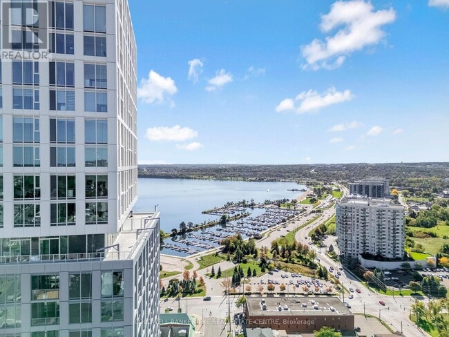 Building Photo - 39 Mary St