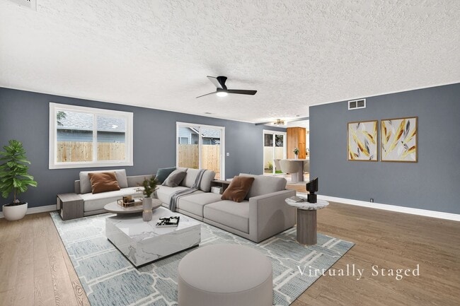 Photo - Georgeous Ranch Style Home in the Heart of Vancouver Near Royal Oaks Golf Course!