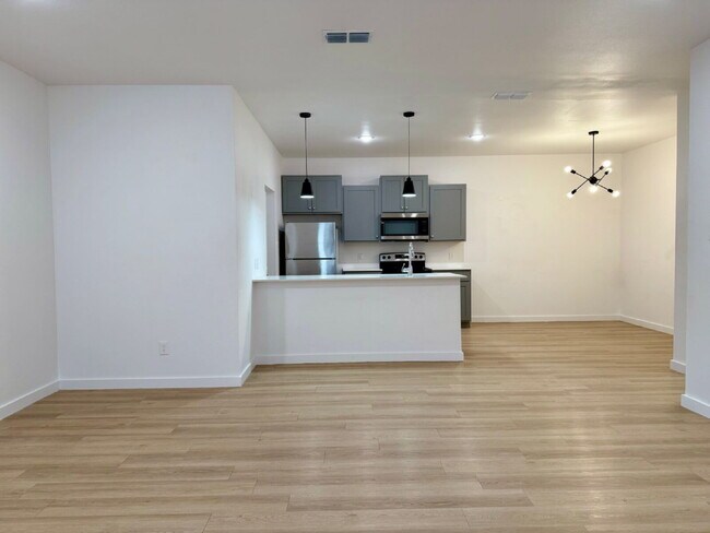 Foto del edificio - 5703 Kemper St