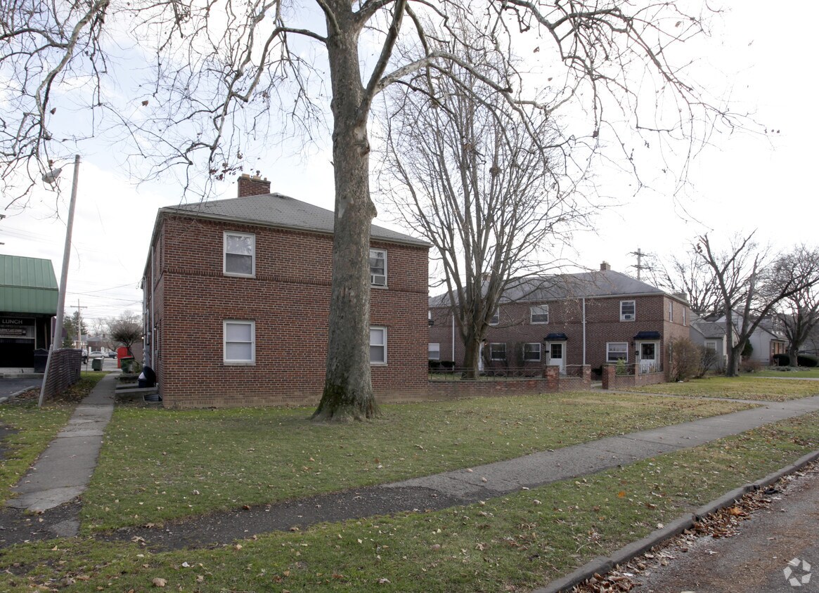Building Photo - 20-30 S Kellner Rd