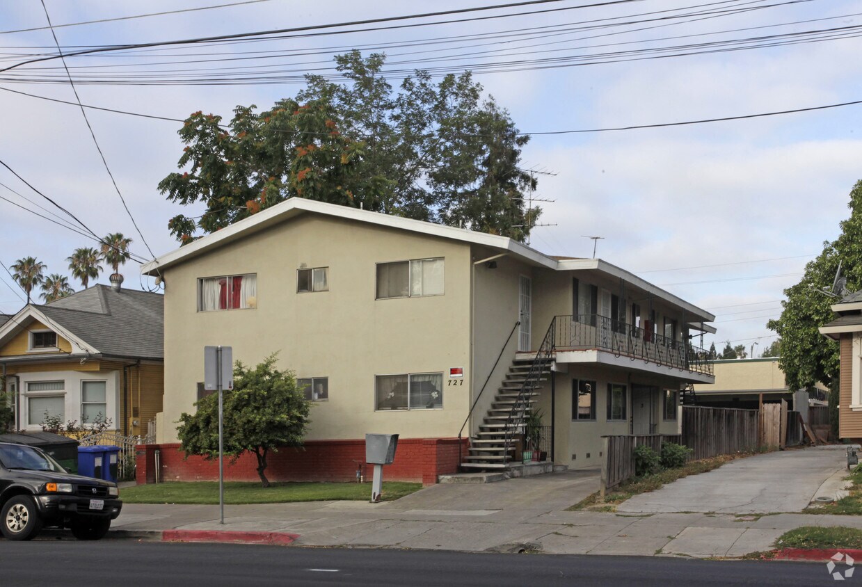 Primary Photo - 727 South Eleventh