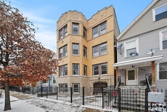 Building Photo - 3564 W Lyndale St