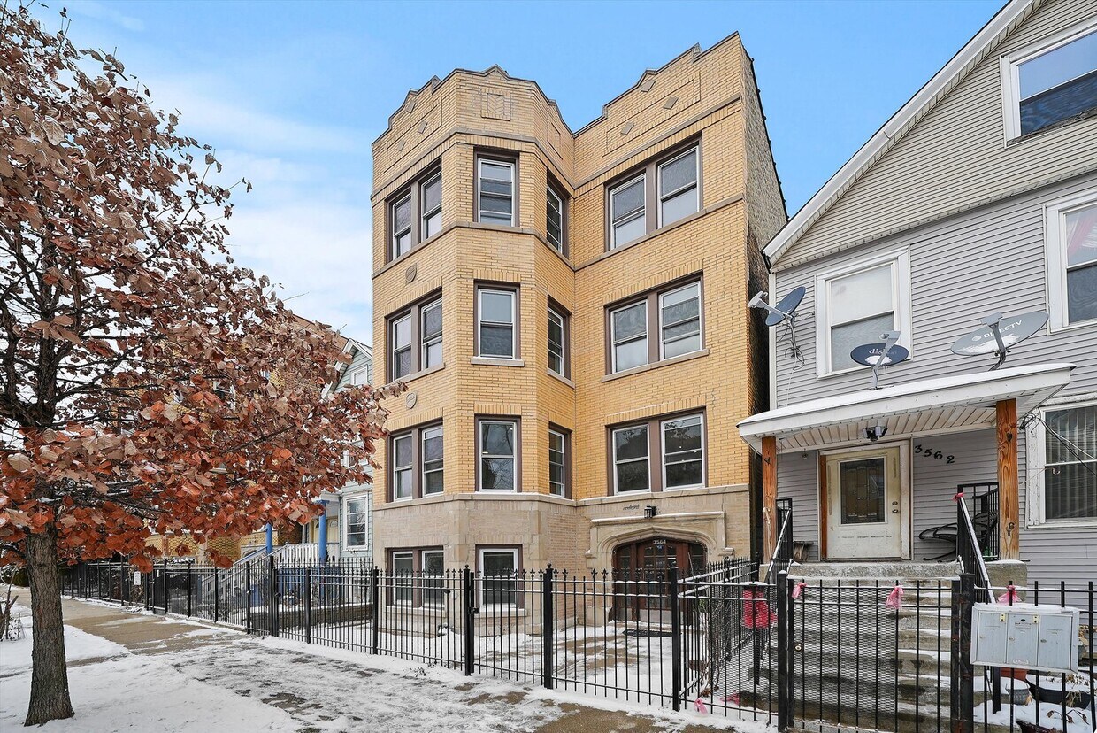 Foto principal - 3564 W Lyndale St