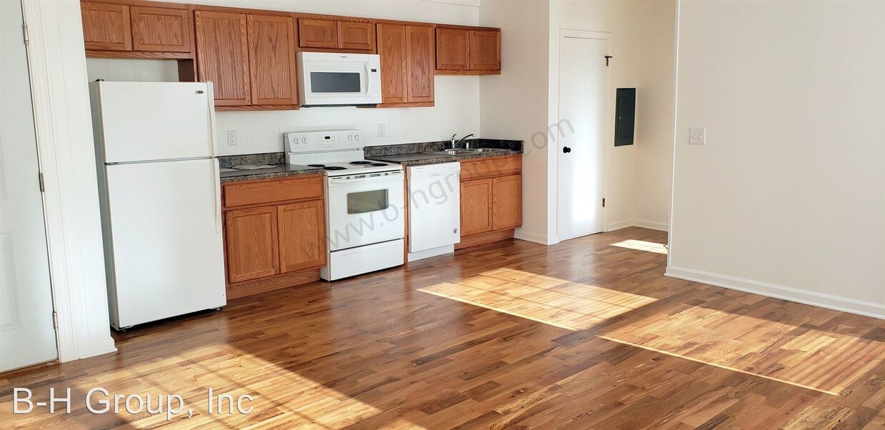 6225 22nd Ave, Kenosha, WI 53143 Apartment for Rent in Kenosha, WI