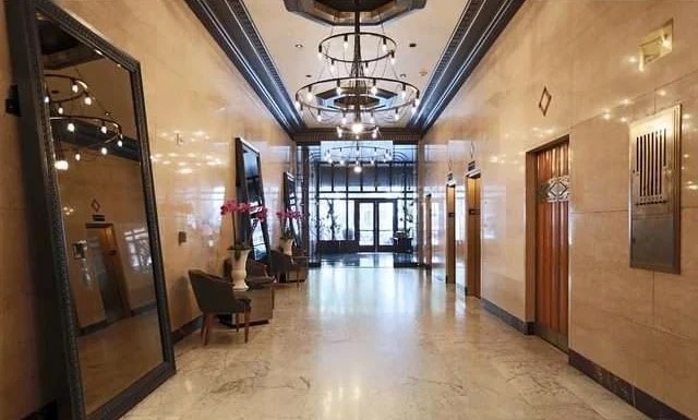 Foto del edificio - 460 S Spring St
