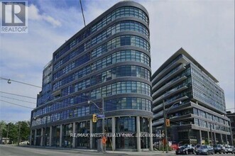 Building Photo - 1201-1201 Dundas St E