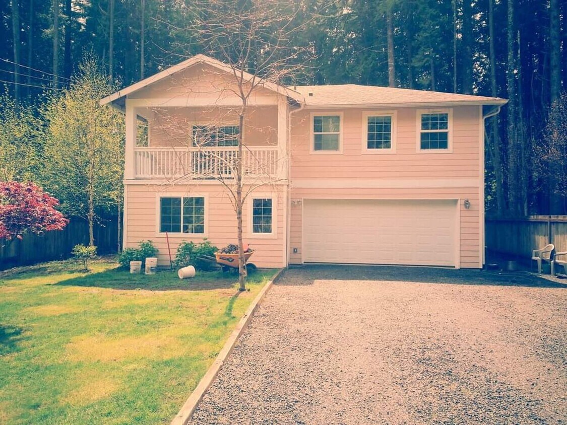 Primary Photo - 3bd 2ba at the beach