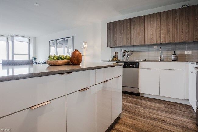 Foto del edificio - 1 br, 1 bath Condo - 1761 N Wells St 201