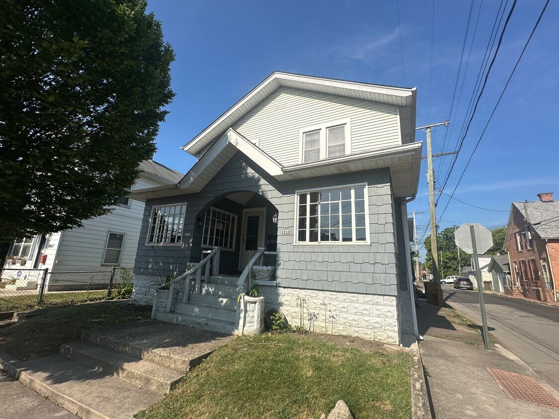 Foto principal - S Washington St 1041-1043 MLR