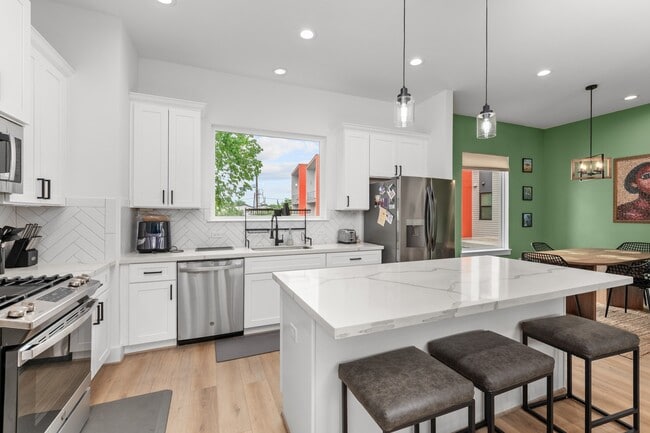 Foto del edificio - 3030 Live Oak St