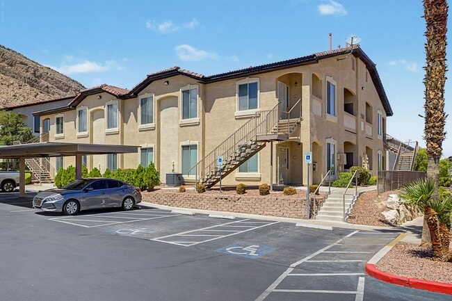 Building Photo - 3541 Desert Cliff St