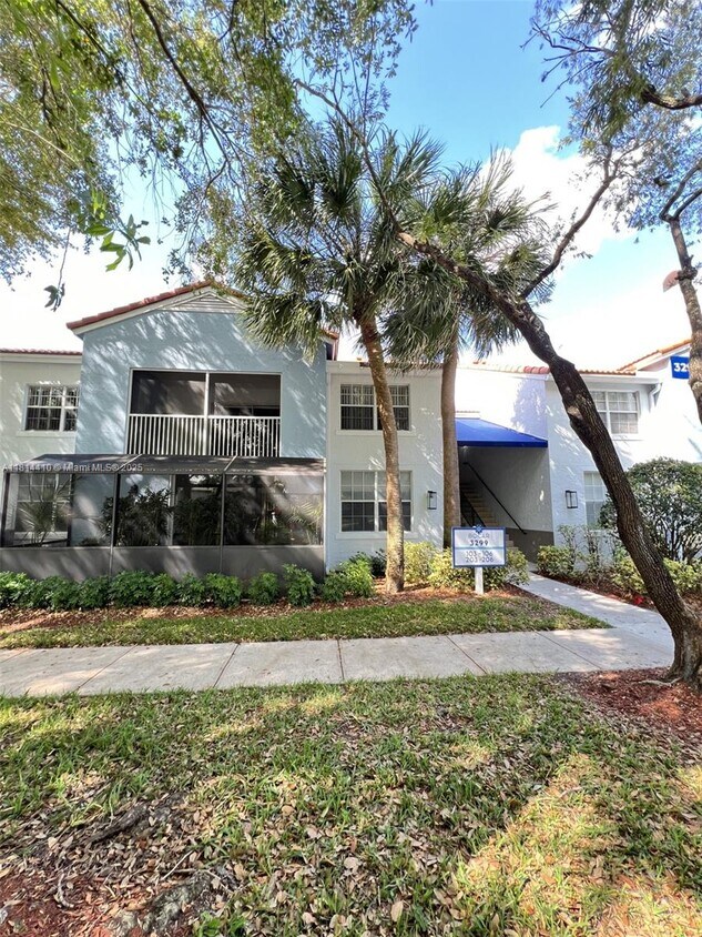 Foto principal - 3299 Clint Moore Rd