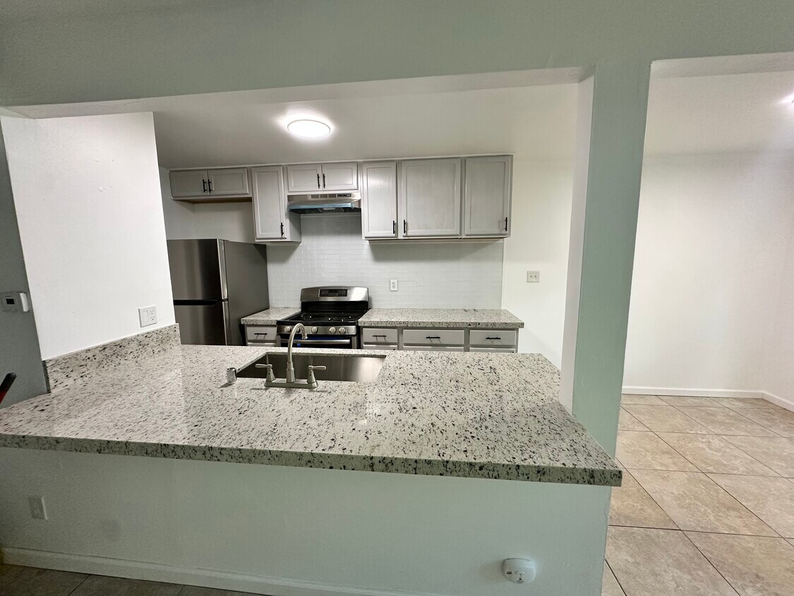 Foto principal - 252 Sharp Cir