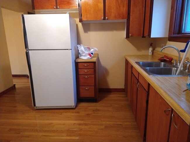 Foto del edificio - 4633 Sandy Lake Rd