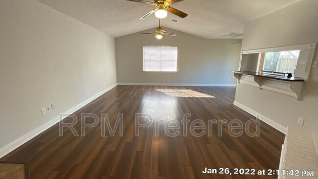 Foto del edificio - 2403 Marble Falls Dr