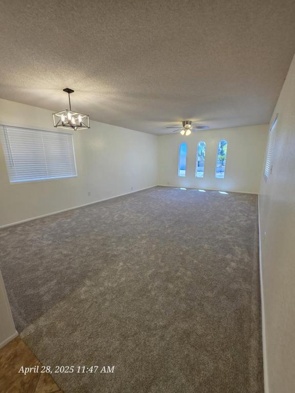 Building Photo - 1035 Hillcrest Dr