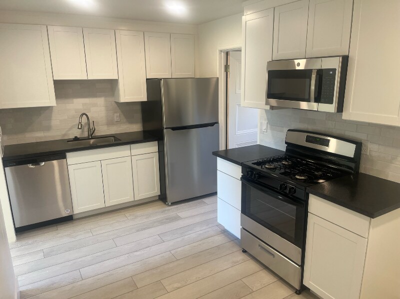 Foto principal - 800 Kelly Way