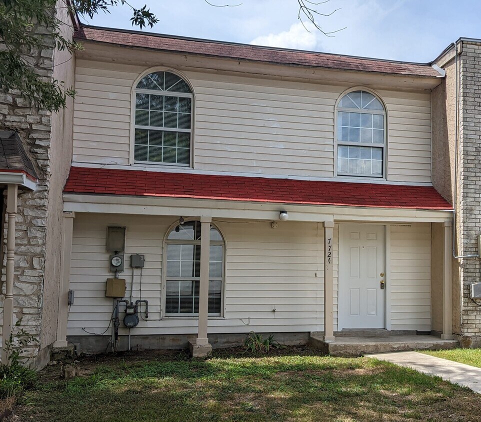 Primary Photo - 7724 Glen Meadows Dr