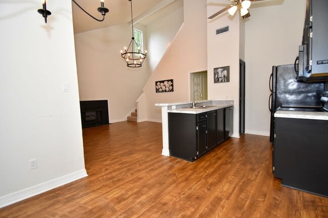 Building Photo - 3 Bed, 2 Bath Home in Ruston