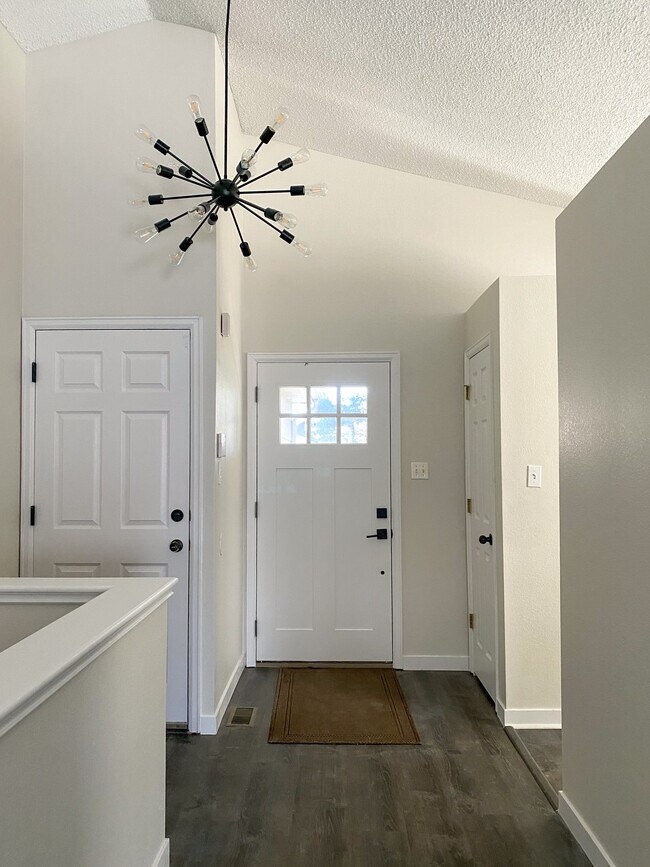 Building Photo - 11359 E 115th Ave