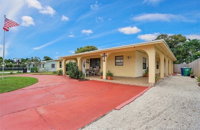 Photo - 19710 NW 51st Ave House