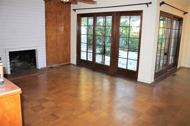 Foto del edificio - 5914 Finecrest Dr