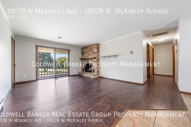 Building Photo - 1002 W McKinley Ave