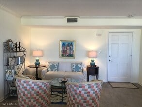 Building Photo - 2600 Gulf Shore Blvd N