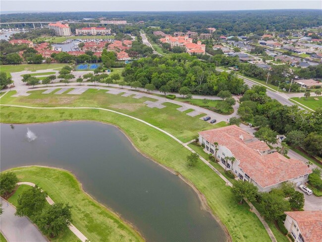 Foto del edificio - 190 Riverview Bend S