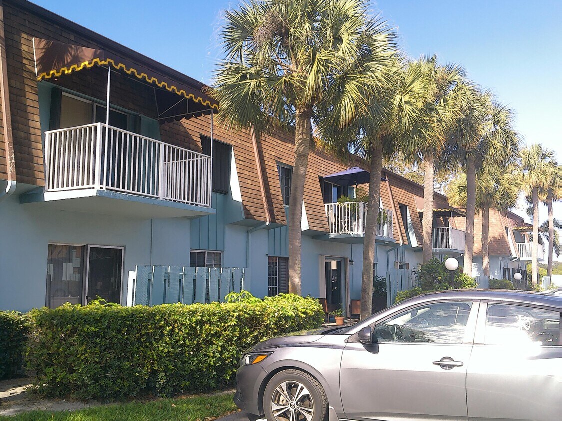 Primary Photo - 950 S Kanner Hwy