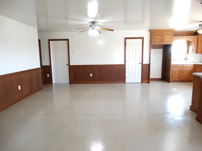 Building Photo - 1041 Lancaster Ave