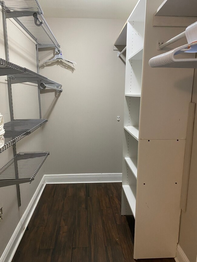 Walk-in closet - 2500 Manson Ave