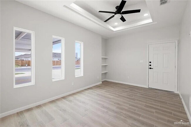 Foto del edificio - 18 N 56th Ln