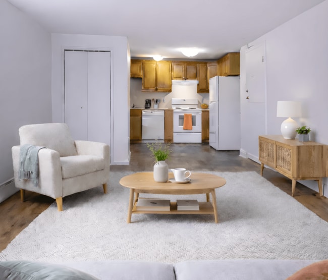 Building Photo - Pine Glen Apartments