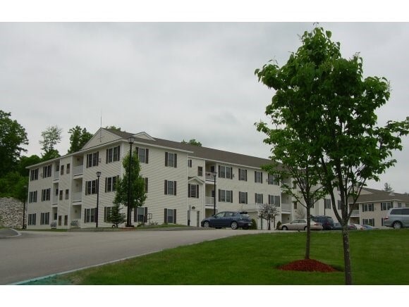 Building Photo - 2 Crestview Cir