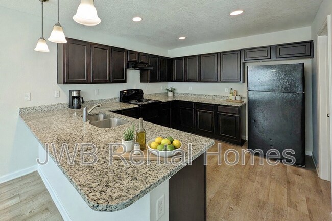 Foto del edificio - 5744 Lexington Ave